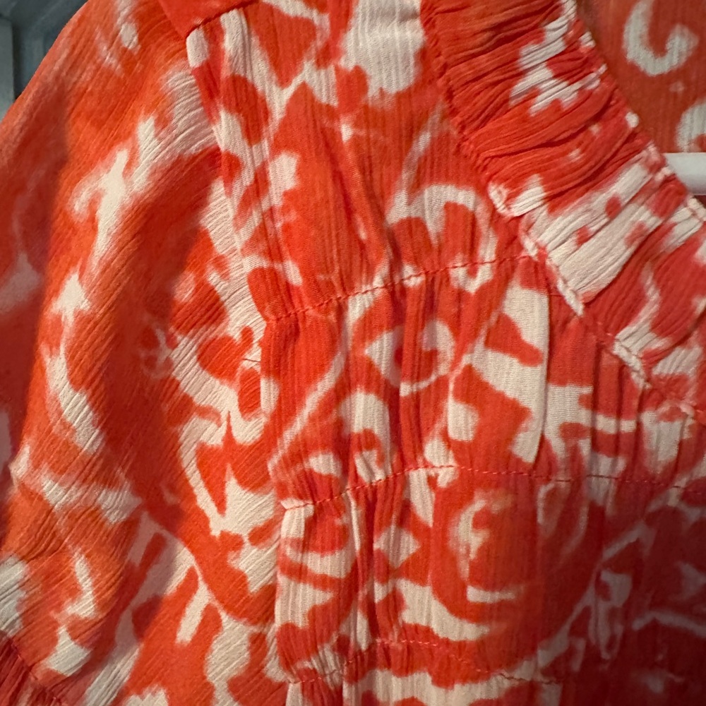 LOFT Size S Orange Short Sleeve Smocked Blouse - Picture 4 of 6